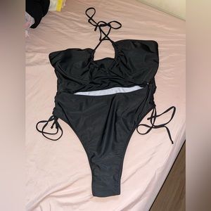 SHEIN PLUS SIZE SWIM HAUL/BUNDLE 4X